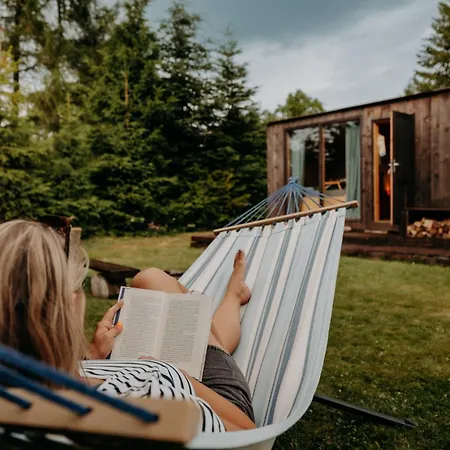 Tiny Glamp - Kontejner Pod Pradedem Luxuszelt Rudna pod Pradedem