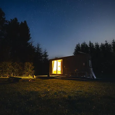 Tiny Glamp - Kontejner Pod Pradedem