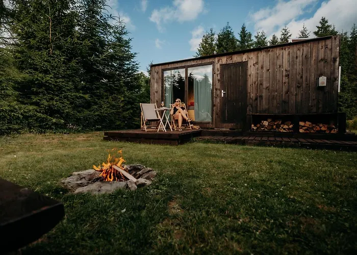 Luksusowy namiot Tiny Glamp - Kontejner Pod Pradedem